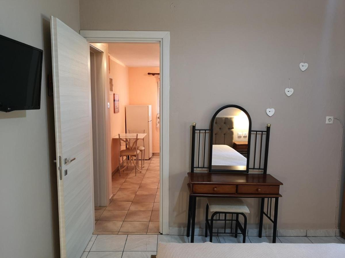 Venice Deluxe Studios Pefkari Extérieur photo