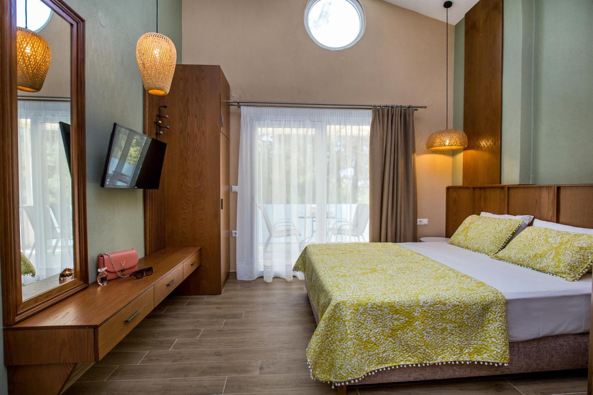 Venice Deluxe Studios Pefkari Extérieur photo